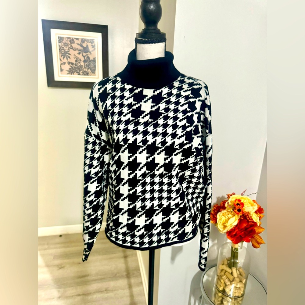 H&M Women’s Sweeter 🔥🔥🔥